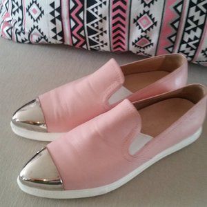 Jay + Dee soft pink mirrored toe leather flats